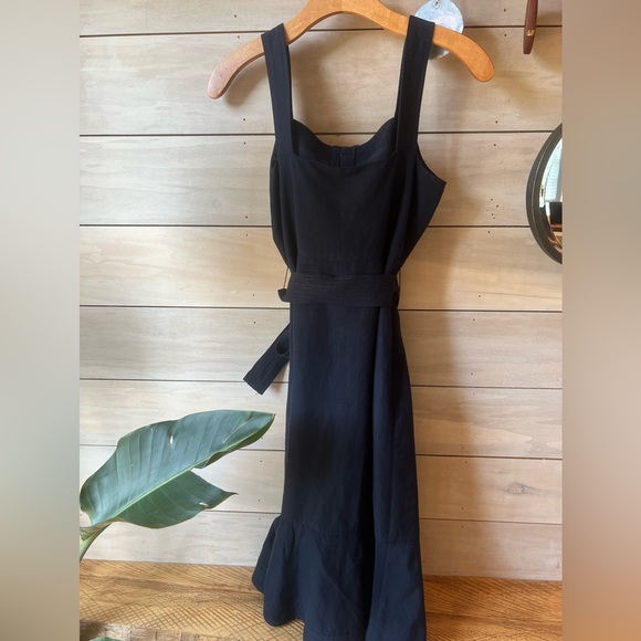 Banana Republic Linen Midi Dress - Picture 7 of 7